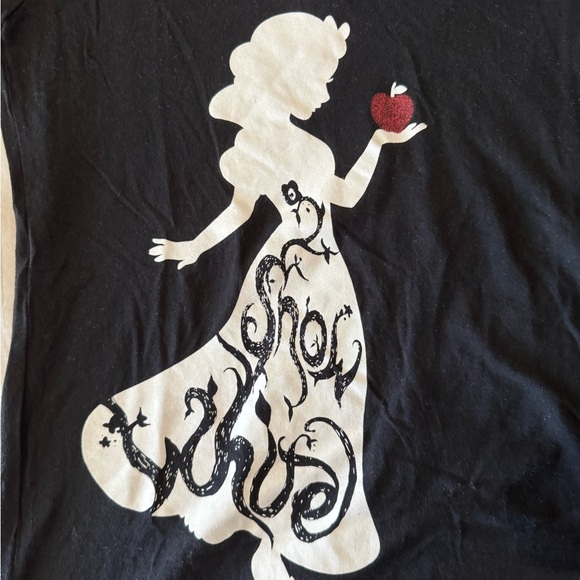 Snow White tee - Picture 2 of 5
